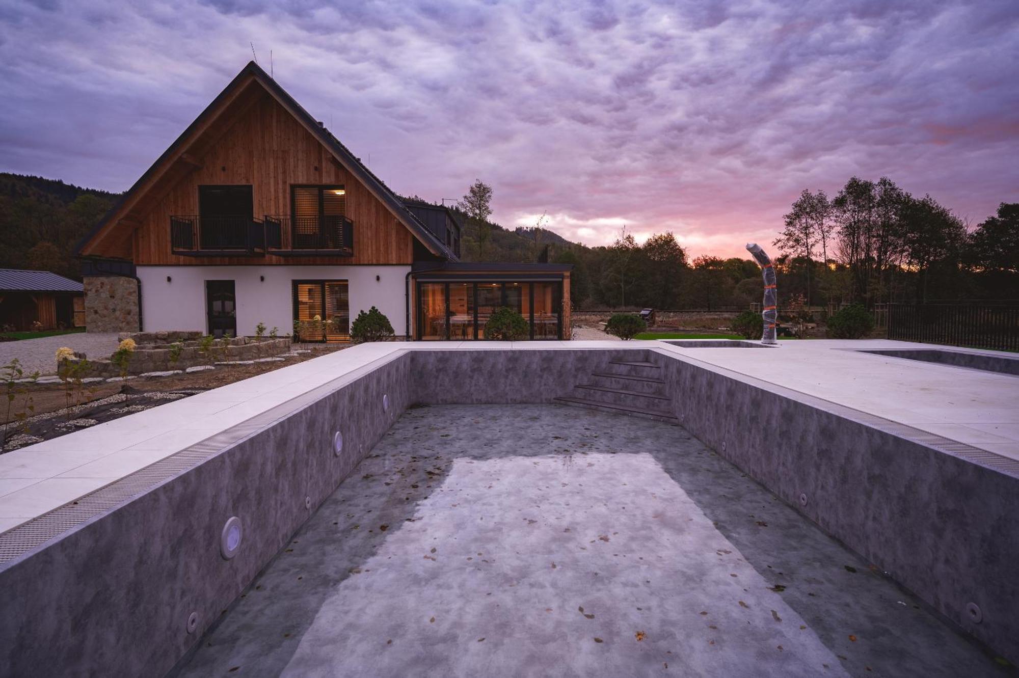 Mlynicka Zahrada Hotel Cervena Voda Exterior photo